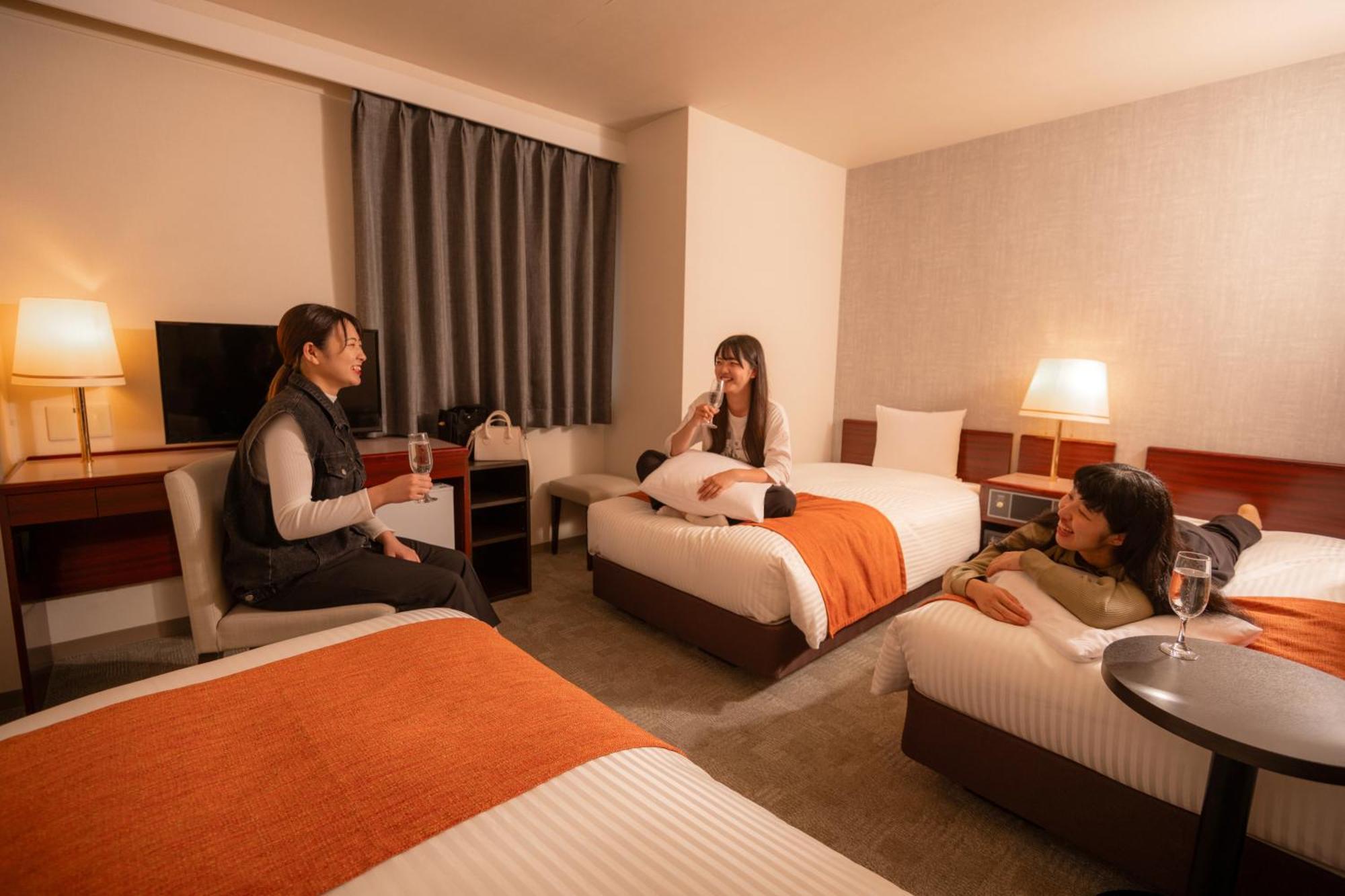 Flexstay Inn Hakodate Station Buitenkant foto